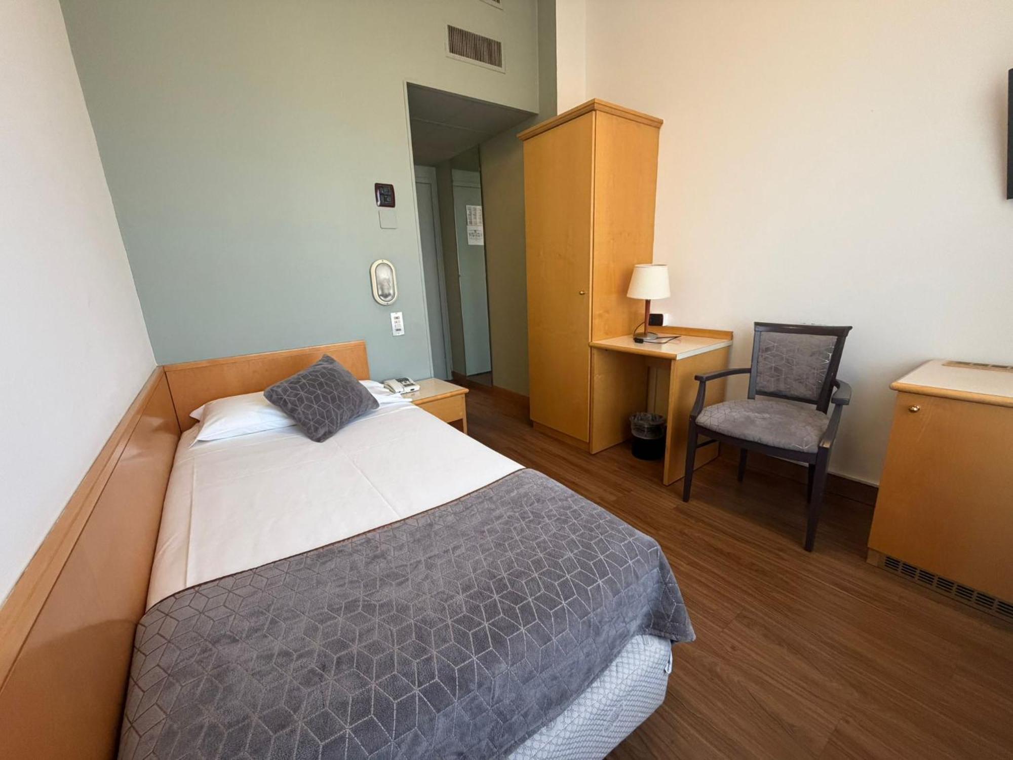 Mokinba Hotels Sant'Ambroeus, Milan